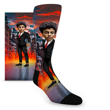 Custom Face Groomsmen Hero Standing in City – Men’s Custom Socks
